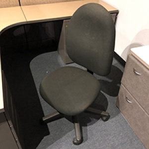 black preowned office chair